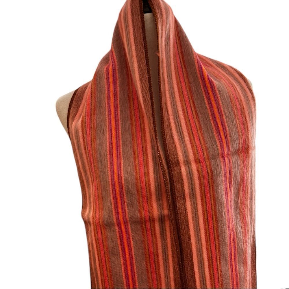Beautiful alpaca scarf from Ecuador so soft and warm! Poppy’s Alpaca Farm - Picture 4 of 10